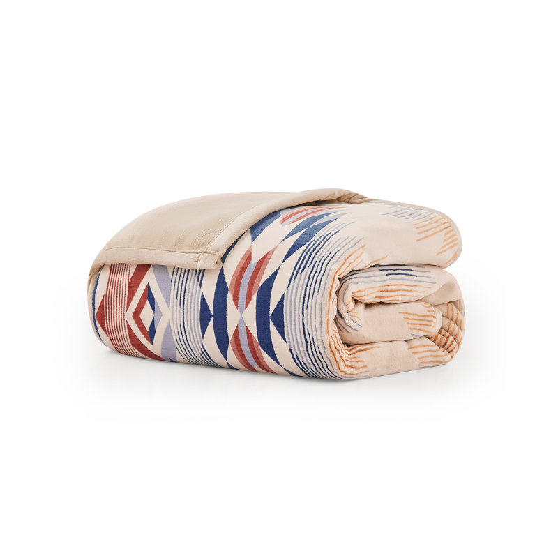 Wyeth Fall Plush Throw 50x70"