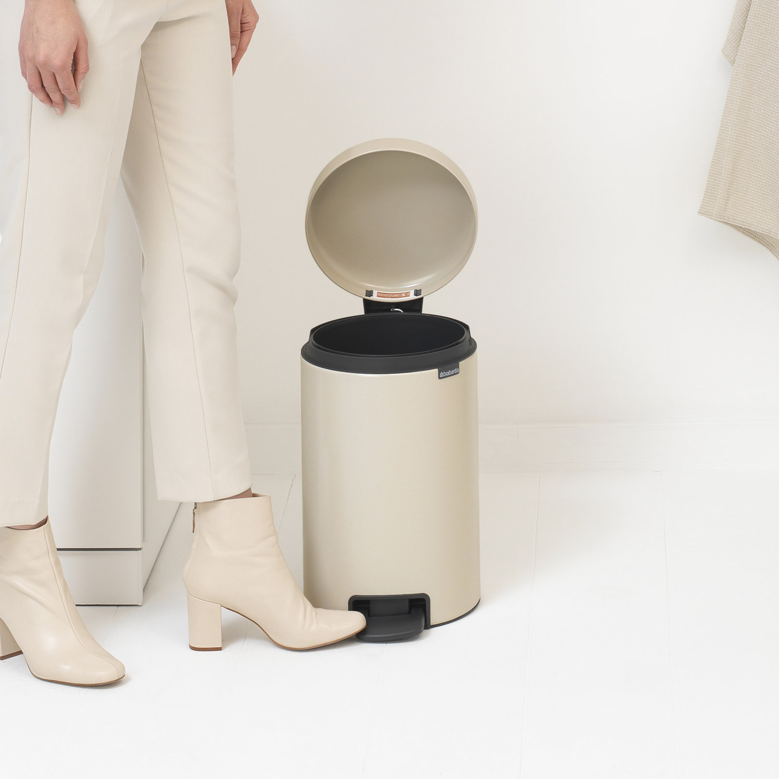 Brabantia Newicon 3.2gal Step-On Can, Soft Beige