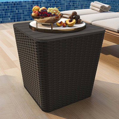 Croce 11.5 Gallon Water Resistant Resin Deck Box