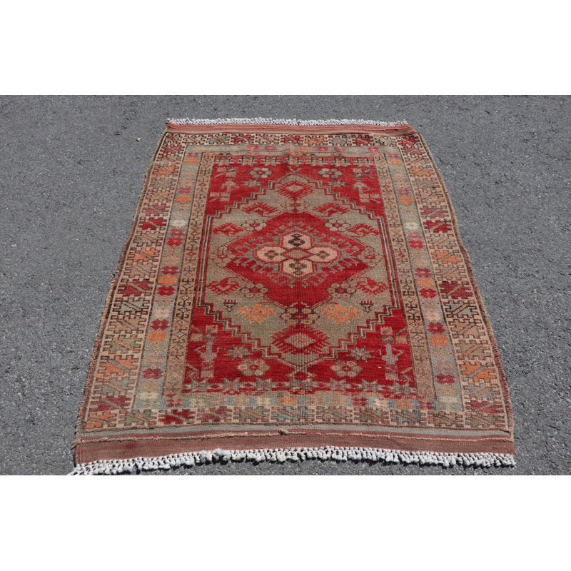 Tapis traditionnel turc fait à la main avec motif géométrique unique et charme bohémien en rouge vif