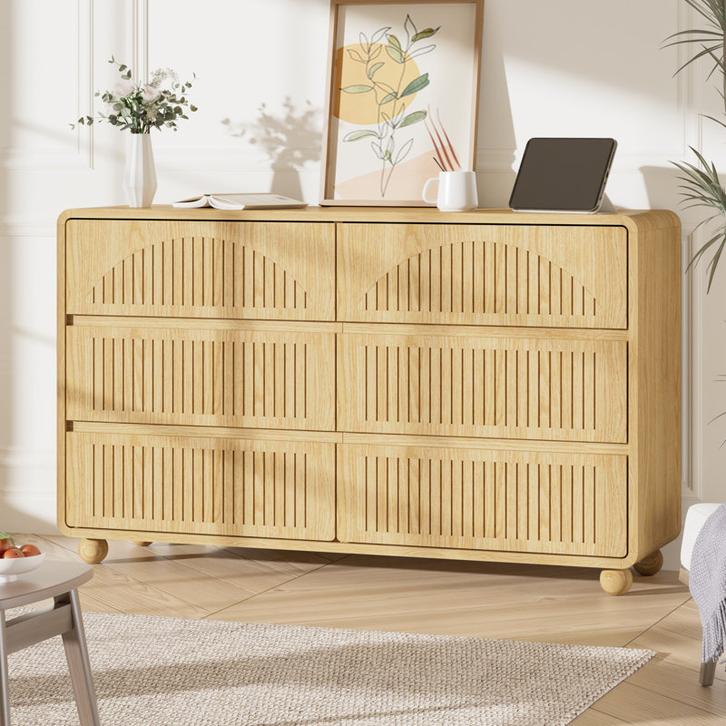Commode arquée cannelée de 51,2 po à 6 tiroirs, armoire de rangement moderne Mid-Century avec pieds sphériques, Naturel