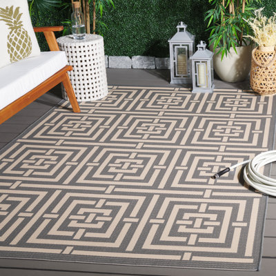 Arneshia Geometric Flatweave 5'3" x 7'6" Gray Indoor/Outdoor Area Rug