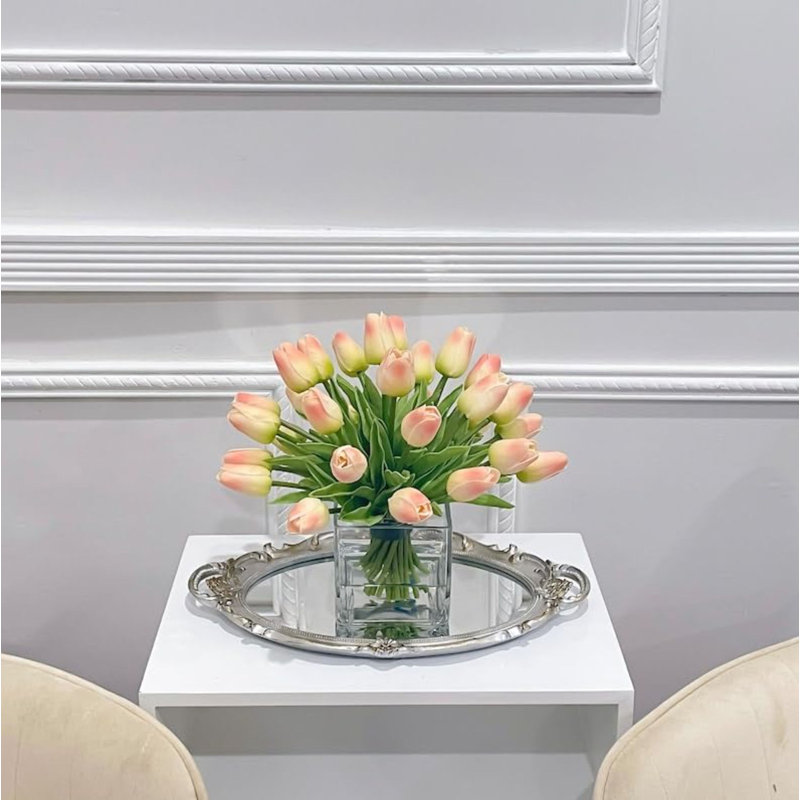 Mallorca Tulip Arrangement in Vase