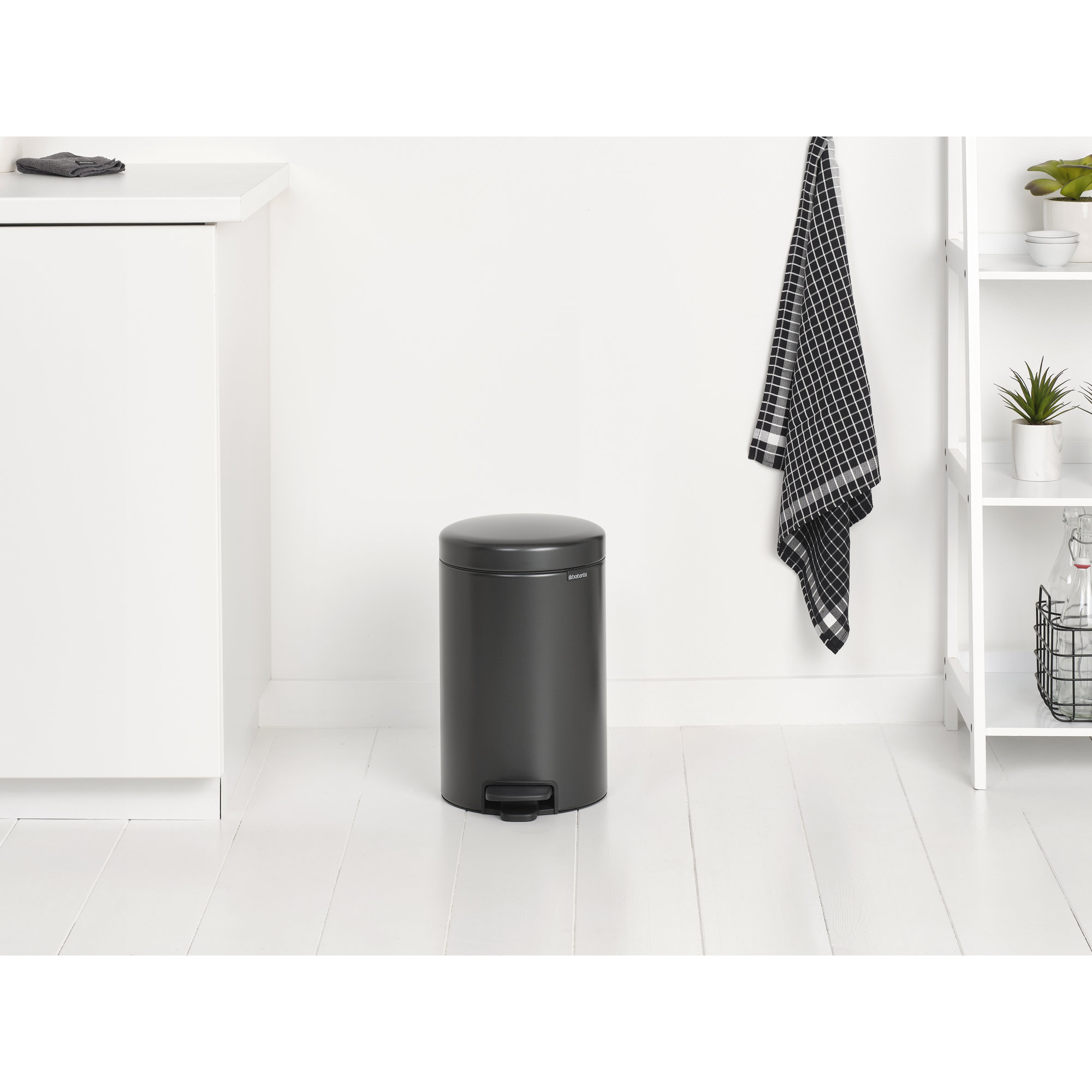 Brabantia Newicon Step On Trash Can, 3.2 Gallon (12 Liter), Confident Gray