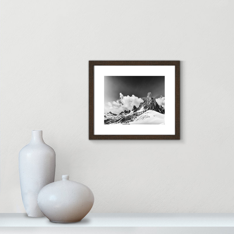 Dragon's Tail par Lars Van de Goor - reproduction de photo sur papier encadrée, H 13 po x l 15 po x P 0,75 po