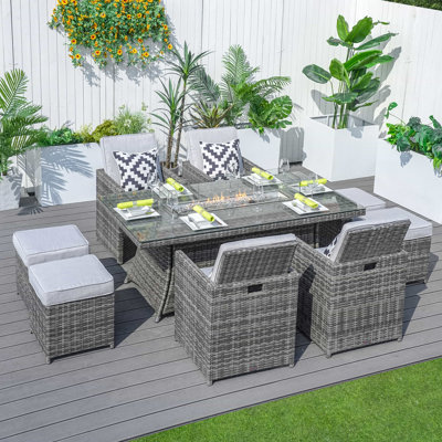 Ensemble repas extérieur pour 8 personnes Tranisha
