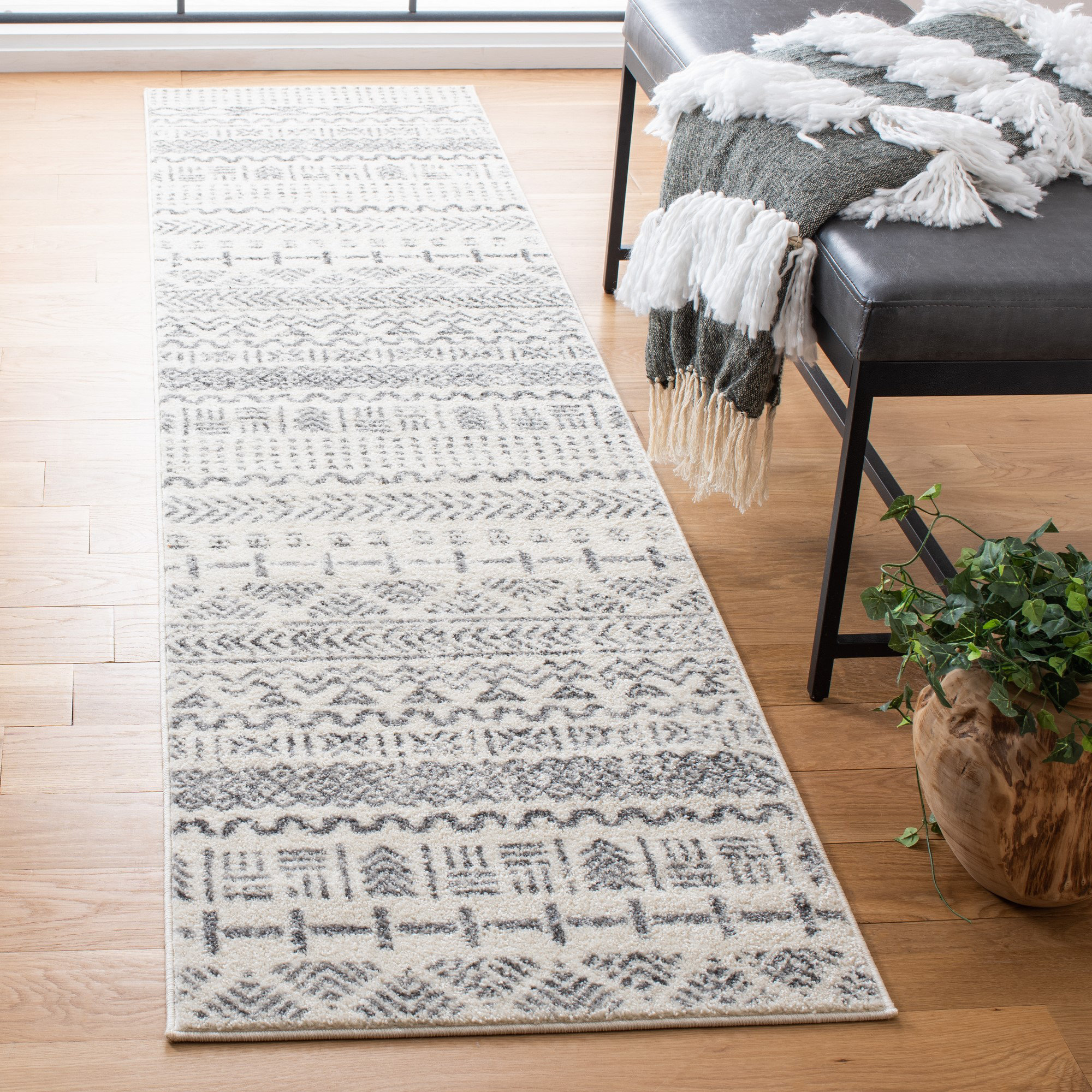 Union Rustic Joah Performance Southwestern Rug & Reviews | Wayfair