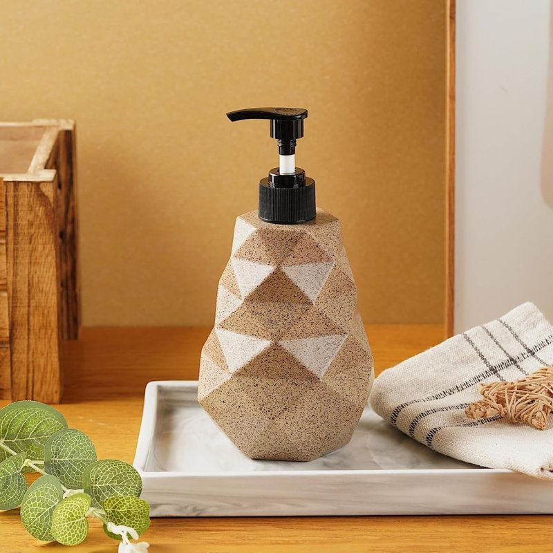 Distributeur de savon géométrique en résine 10 oz