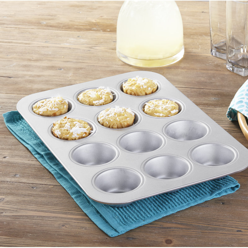 Heavy-Duty Nonstick 12-Cup Aluminized Steel Muffin Pan