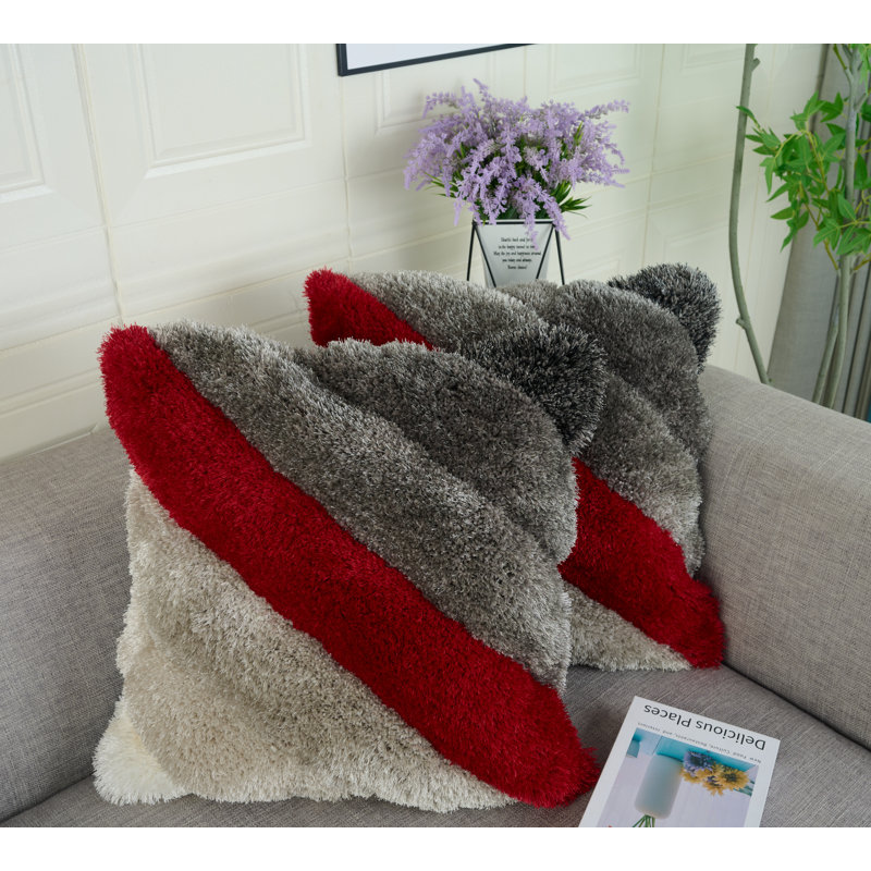 Coussin à poils longs 20 po x 20 po Mateos