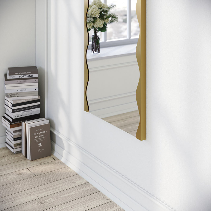Miroir mural Modern Modern, finition dorée, 19,7 x 55,1 pouces | Fabrication 100% métal, conception murale | Ajout élégant à la décoration intérieure, parfait pour les entrées, les salons et les chambres