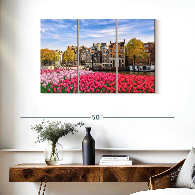 Tulipes du canal Sirci à Amsterdam, H 24 po x l 38 po