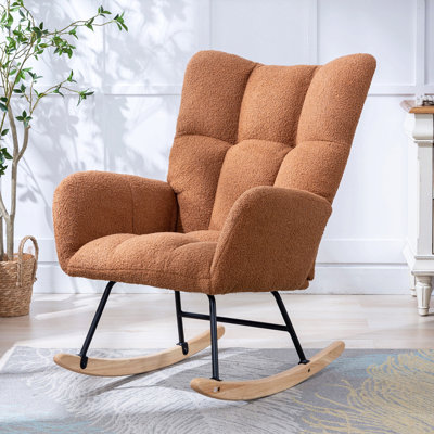 Fauteuil berçant à bascule en tissu Teddy avec poche de rangement latérale, confortable et doux, idéal pour l'allaitement, avec une base robuste et sécurisée en bois massif. Fauteuil d'appoint polyvalent pour la chambre d'enfant et le salon.