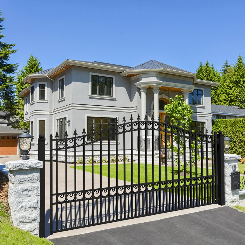 Black Steel Arched Ornamental Driveway Gate with Pointed Pickets