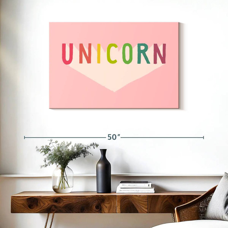 Tergel Unicorn Superhero, H 24 po x l 36 po