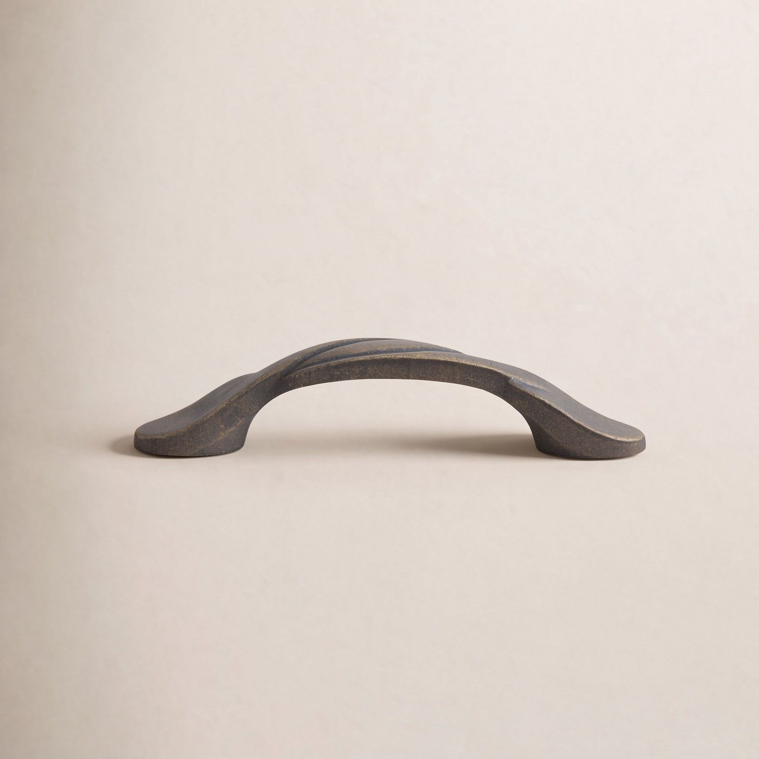 Classic Twisted Arch Cabinet Pull, Antique Brass