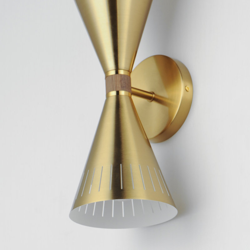 Helsinki Armed Sconce