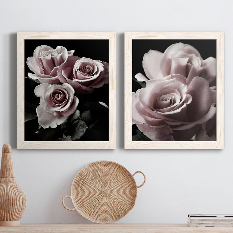 «Rose Noir I», ensemble de 2 peintures sur toile encadrées, Cadre blanc, H 37,5 po x l 55 po x P 1,5 po