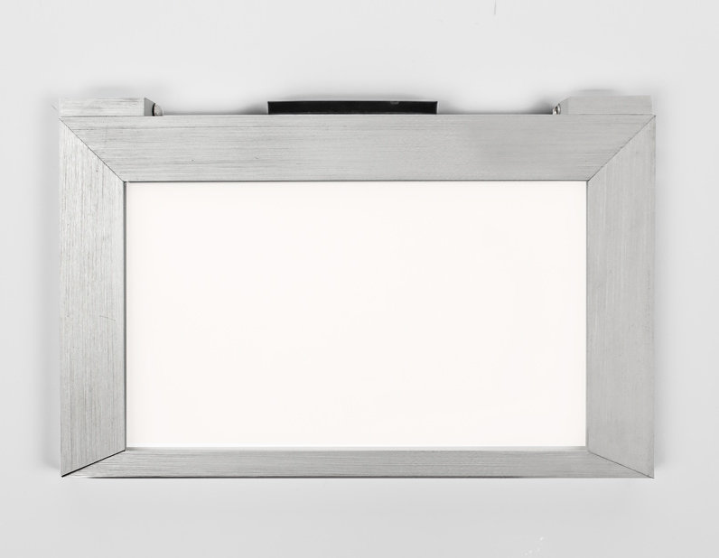 Barre d'éclairage 1 lumière Line ™, Aluminium brossé, H 4,56 po x l 6,94 po x p 0,5 po