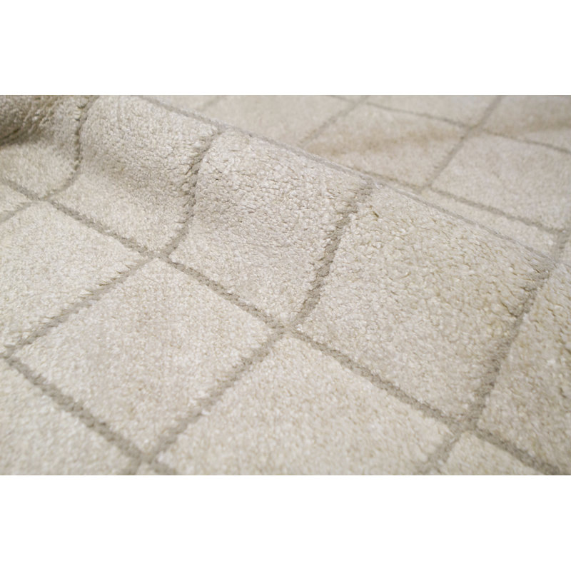 Kendale Geometric Area Rug in Sand