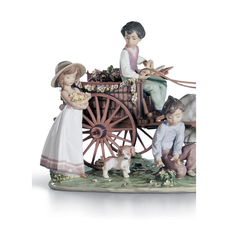 Figurine enfants à sortie enchantée