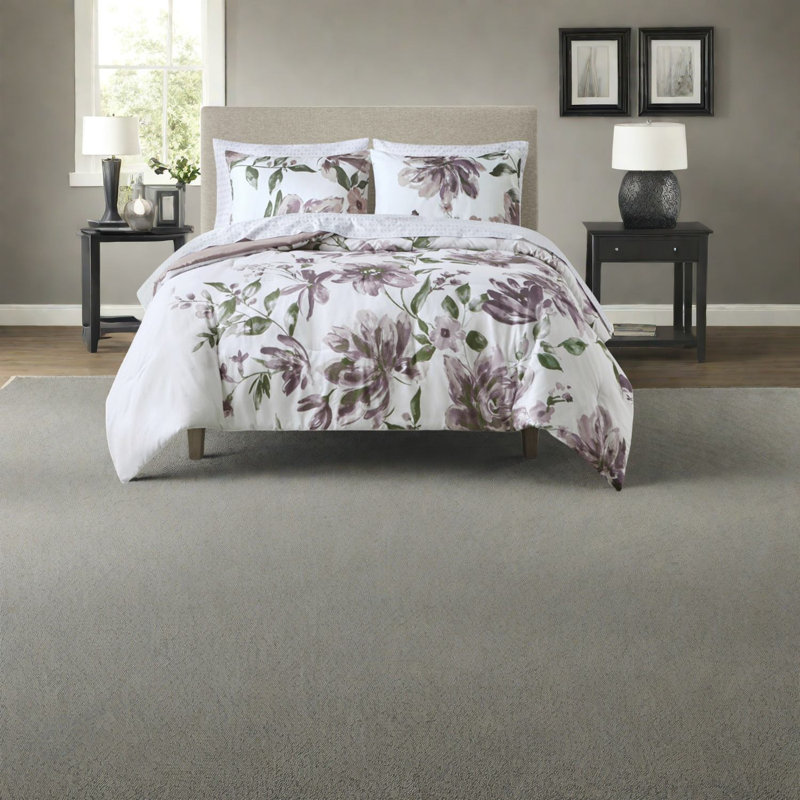 Comfortable Mauve Bedding Sets, Polyester Floral Design For Home