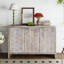 Charmante armoire de ferme en bois avec options de rangement polyvalentes