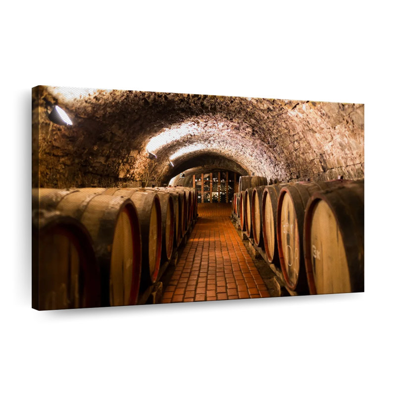 Winery Wine Barrels - Impression sur toile tendue, H 48 po x l 32 po x P 1,25 po