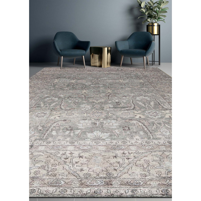Wool Oriental Area Rug in Gray