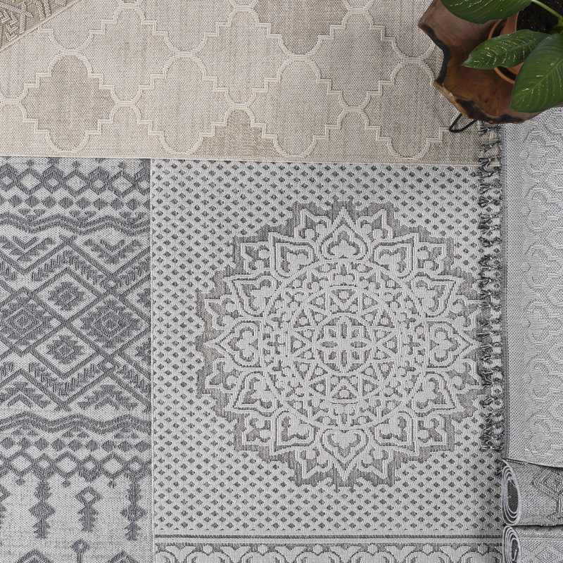 4X6 Geometric Indoor/Outdoor Area Rug Grey/White - Stain-, Non-Shedding, Versatile For Different Room Settings Grey And White Perfect Bedroom, Living Room, Dining