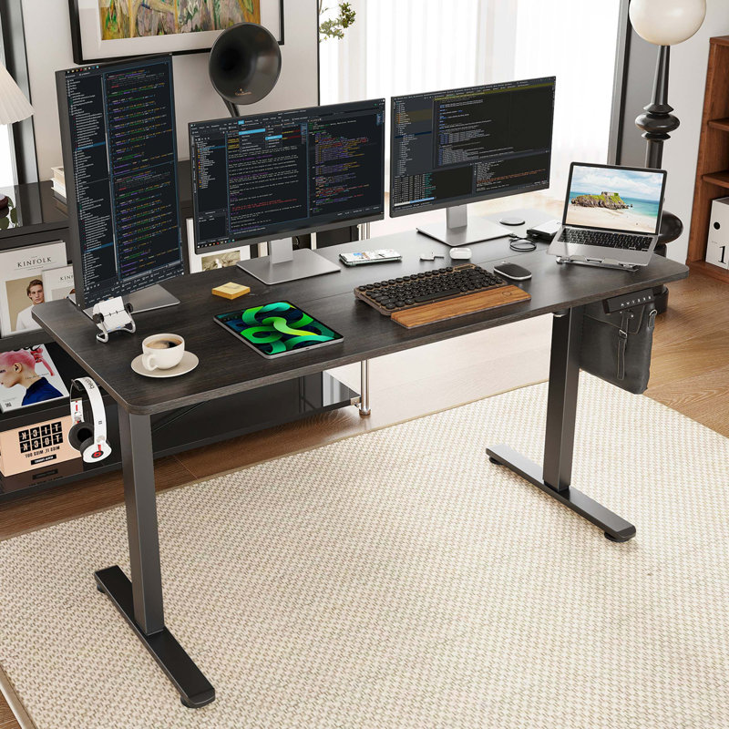 Bureau debout à hauteur ajustable Radke, L 55,12 po x P 23,62 po, Noir
