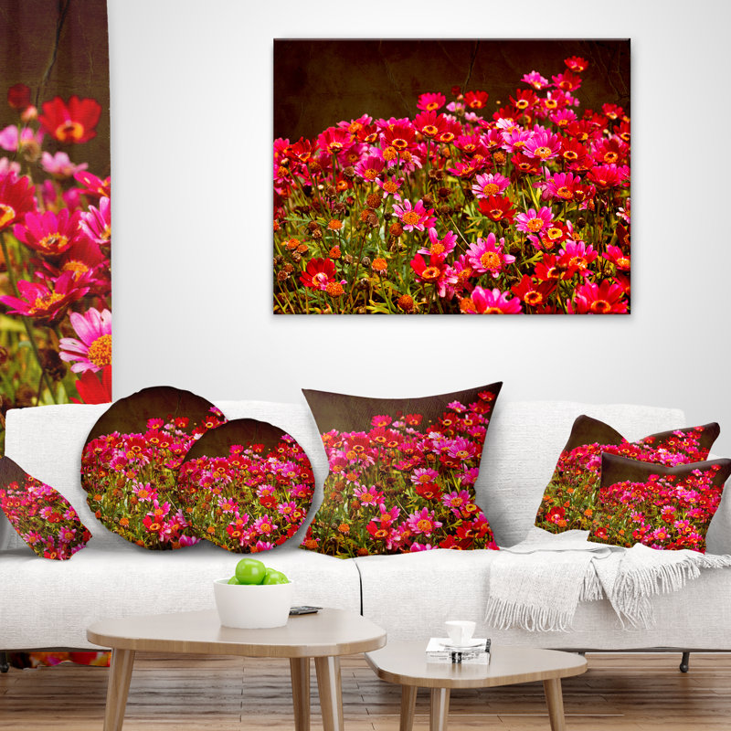 Petites photos de fleurs rouges au printemps - coussin à imprimé floral, 18 po x 18 po, Coussin décoratif