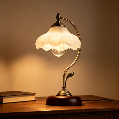 Lampe de table rétro en métal de 17 po Cloutier