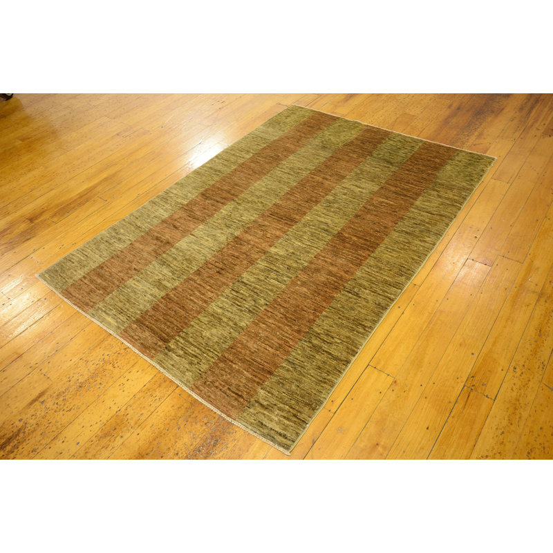 Tapis de la surface en laine 4 pi 1 po x 5 pi 8 po one-of-kind-noué la brown Nash