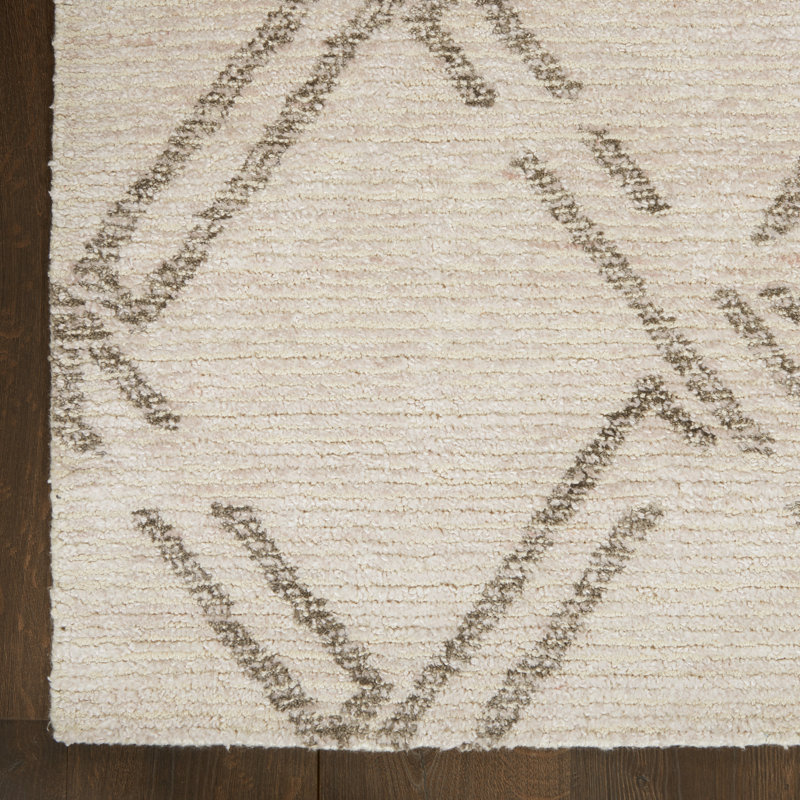 Aizeah Geometric Indoor Rug, Rectangle 7'9" x 9'9"