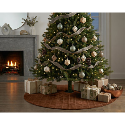 Block Christmas Tree Skirt
