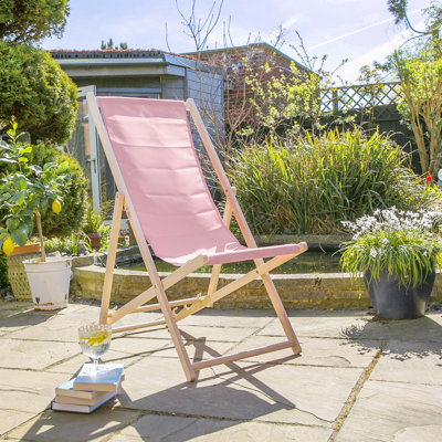 Harbour Housewares - Traditional Wooden Deck Chair