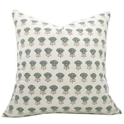  Floral Cotton Indoor/Outdoor Pillow Cover