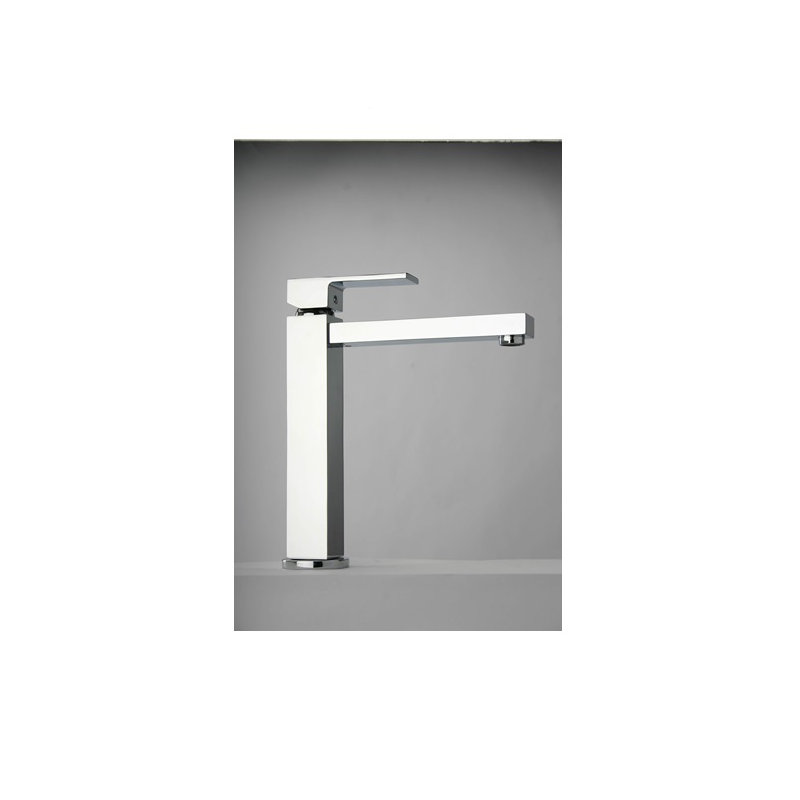 Piralla Dax Kitchen Faucet, Chrome