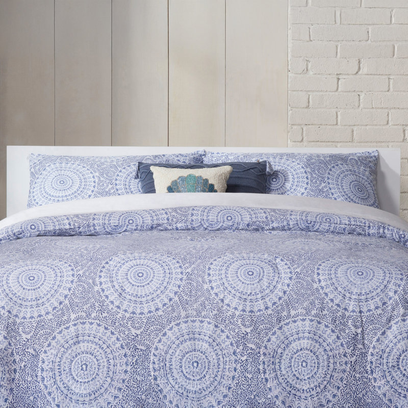 Orlando Low Profile Solid Wood Platform Bed, Full, White