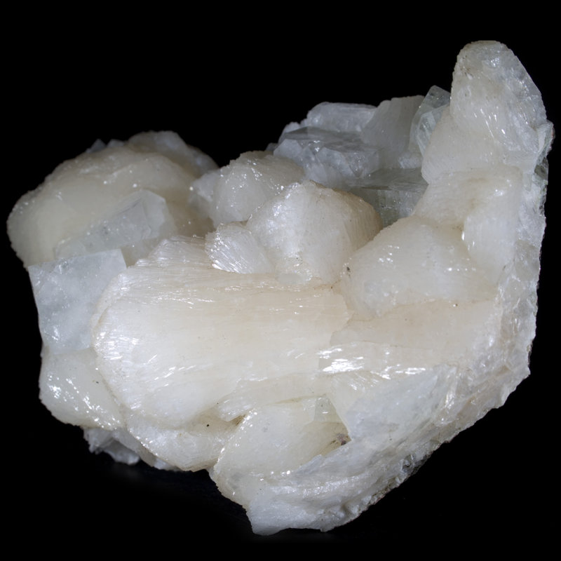Stilbite avec apophyllite sur basalte
