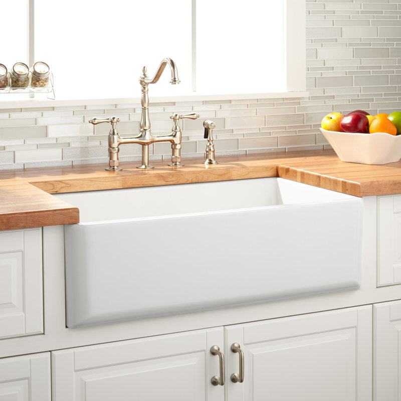 33" Grigham Fireclay Farmhouse Sink, White