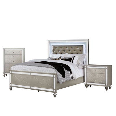 Shala Solid Wood Piece Bedroom Set
