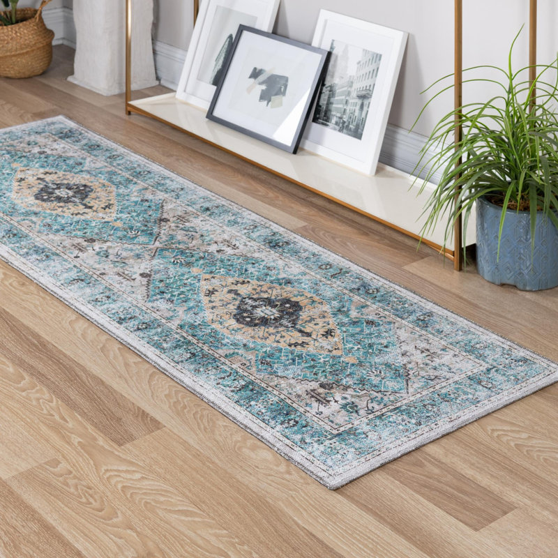 Oriello Oriental Indoor Rug, Runner 2'7" x 10'