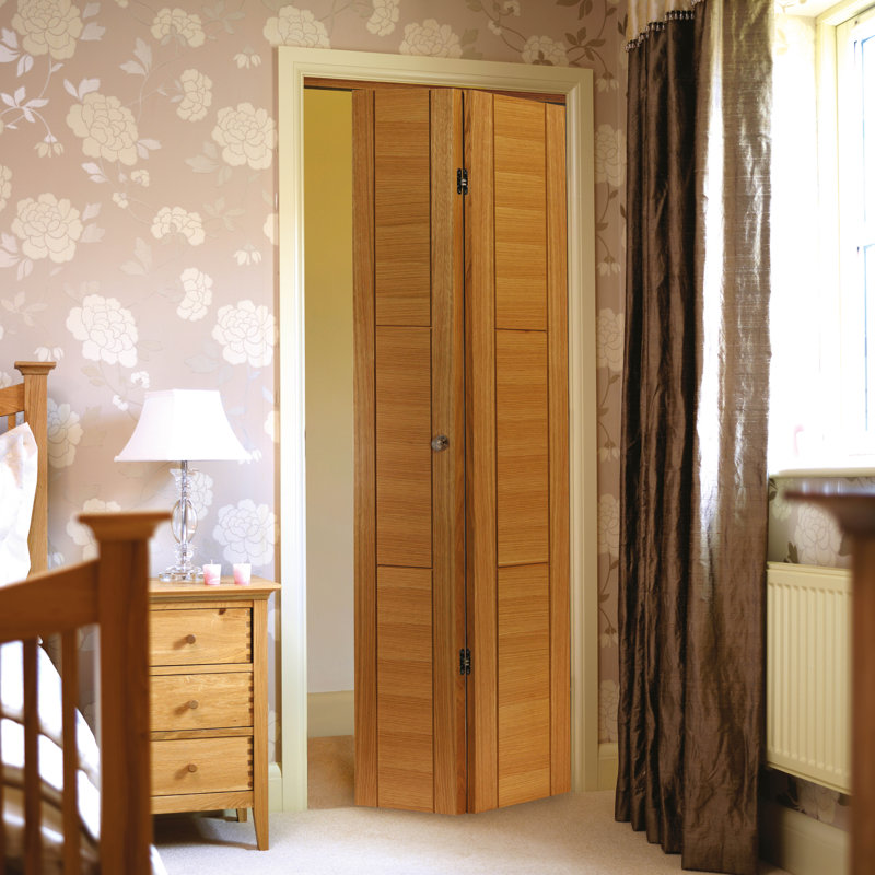Mistral Oak Bi-Fold Internal Door Prefinished