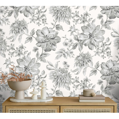 Gabriela Floral Wallpaper