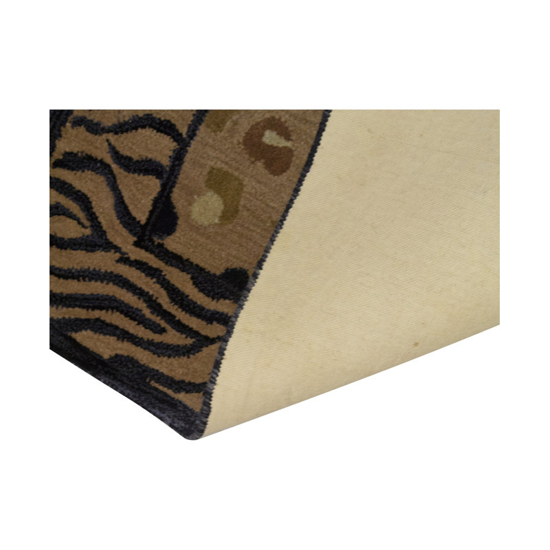 Hand-Knotted High-Quality Area Rug