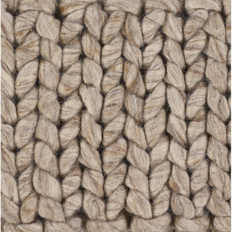 Valencia Wool Area Rug in Beige, 7'9" x 10'6"