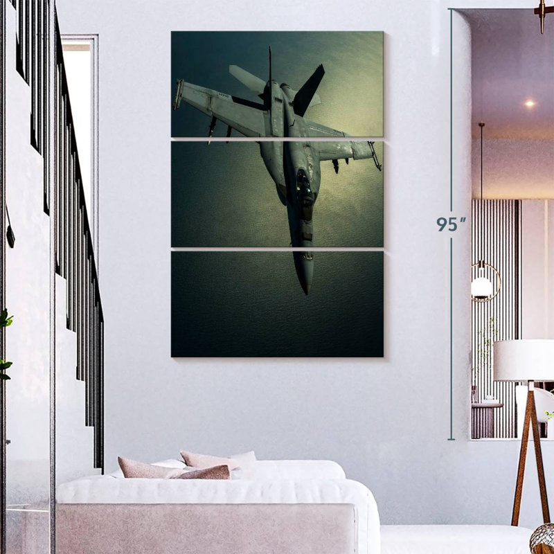 Avion militaire bleu marine, H 32 po x l 20 po