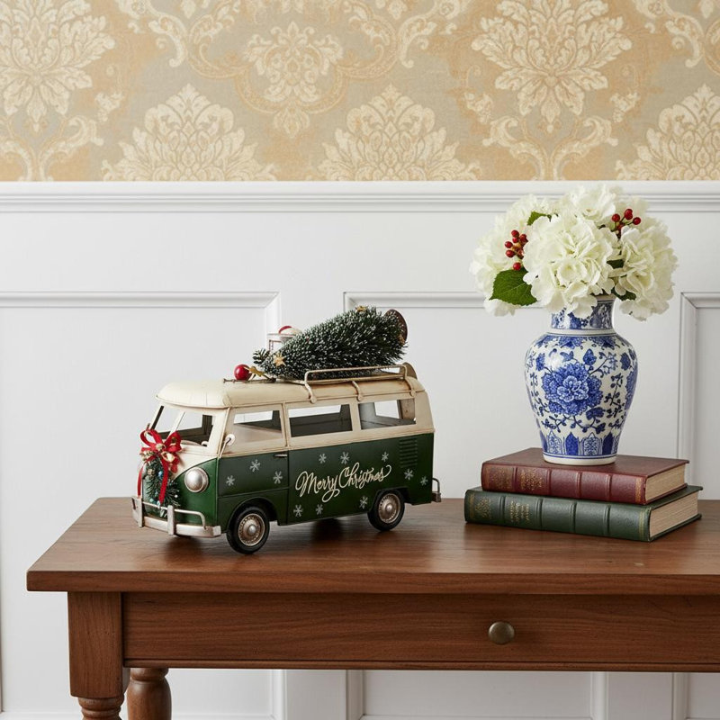 Sculpture bus de Noël c1960